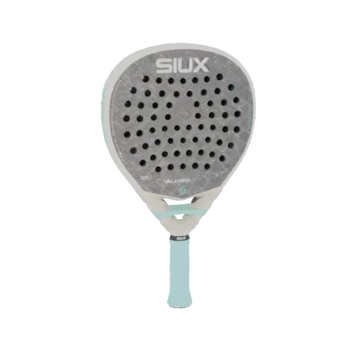 3D-Modell des Siux Valkyria Pro 2026 Padel-Schlägers, das seine graue Schlagfläche mit schwarzen Punkten und weißen Rahmen ze