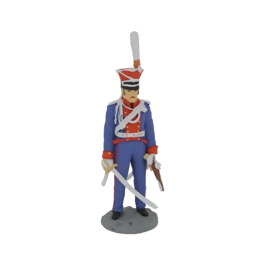 Modello 3D di un soldato Ussaro Napoleonico in uniforme blu con finiture rosse, che impugna spada e pistola.
