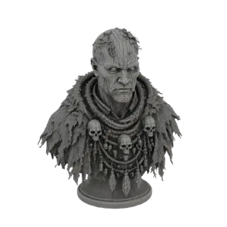 3D-Modell-Rendering einer grimmigen Schamanen-Büste mit verwittertem Gesicht, Schädel-Halsketten und Feder-Mantel auf einer t