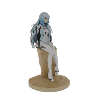 3D-Modell von Rei Ayanami aus Neon Genesis Evangelion, sitzend auf einem Felsen-Diorama, trägt ihren weißen Plugsuit.