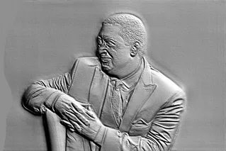 3D-Relief-Modell eines Mannes im Anzug, der mit offenem Mund lacht, mit detaillierter Gesichts- und Kleidungsausarbeitung.