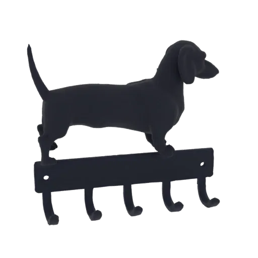 Modelo 3D de silueta de perro salchicha negro mate montado en una barra de pared con cuatro ganchos para llaves.