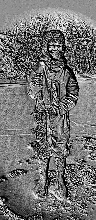 3D-Modell des Basreliefs "Fischer mit Fang", das einen Jungen mit einem Fisch vor einer Winterlandschaft zeigt.