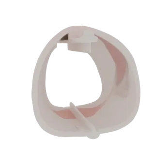 3D-Rendering eines abstrakten, wirbelnden Objekts mit glatten weißen Oberflächen und weichen rosa inneren Akzenten, präsentie