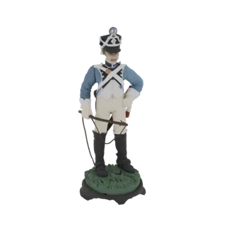 Modelo 3D de soldado do século XVIII em jaqueta azul e calças brancas, segurando um chicote, em pé sobre uma base verde grama