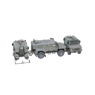 3D-Modell eines Militärkonvois mit einem gepanzerten Personentransporter, der einen Anhänger zieht, und einem Führungsfahrzeu