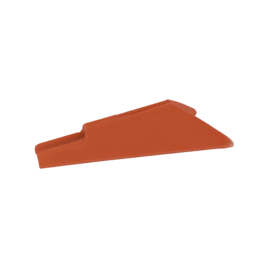 Ein 3D-Rendering einer einzelnen, soliden orangefarbenen Keilunterstützung auf weißem Hintergrund.