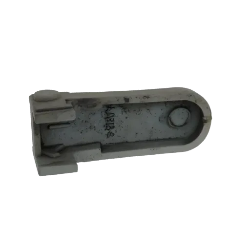 Modelo 3D de una carcasa industrial de plástico gris con marcado interno visible, presentado sobre fondo blanco.