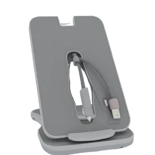 Una renderización 3D de un soporte para smartphone gris con cable de carga incorporado y conector USB, diseñado para configur
