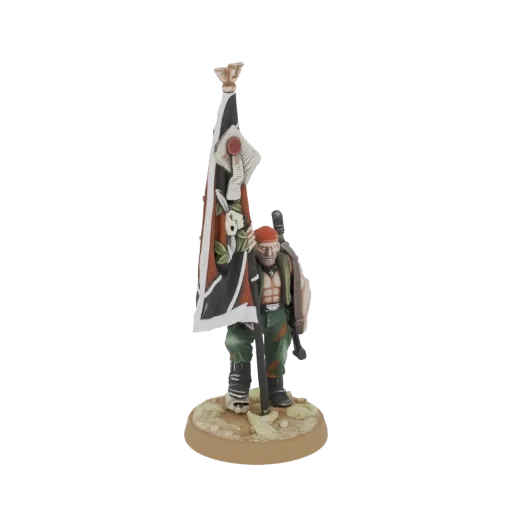 Modelo 3D de um Porta-Estandarte da Guarda Imperial segurando um estandarte grande e detalhado, em pé sobre uma base texturiz