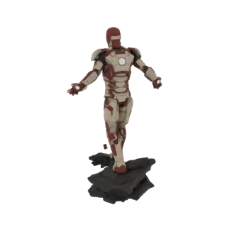 3D-Modell der Iron Man Mark VII Rüstung in dynamischer Action-Pose, auf felsiger Basis stehend, von hinten betrachtet.