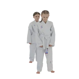 Modèle 3D de deux jeunes filles en kimono de karaté blanc, debout côte à côte dans une pose amicale.