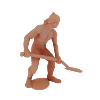 Modello 3D di un guerriero antico muscoloso con foulard, che tiene una falce in posa dinamica, su sfondo neutro.