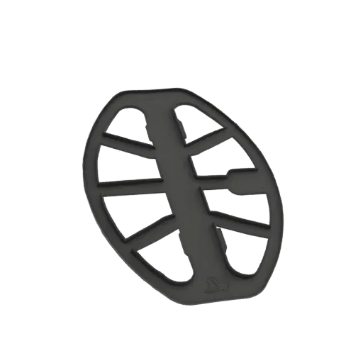 Modelo 3D de protector de bobina de detector de metales negro, circular, con diseño acanalado y un pequeño logo en relieve.