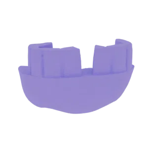 Un rendering 3D di una torretta di castello viola stilizzata con merlature e base arrotondata, su sfondo nero.