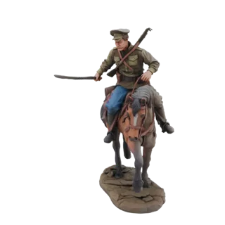 Modèle 3D d'un soldat de cavalerie historique en uniforme vert, tenant un sabre et chevauchant un cheval brun, sur une base t