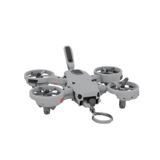 Modèle 3D d'un mini-drone gris avec un anneau porte-clés métallique, sur fond blanc