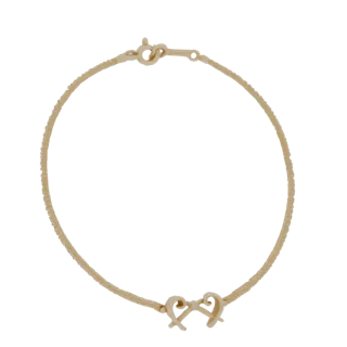 3D model of a gold bracelet with a textured chain and a heart-shaped clasp, presented against a black background.