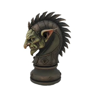 3D-Modell-Render einer Goblin Ritter Schachfigur mit grüner Haut, metallischer Rüstung und stacheligem Helm, von der Seite be