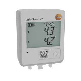 3D model of a white Testo Saveris 2 wireless data logger with a digital display showing temperature readings.