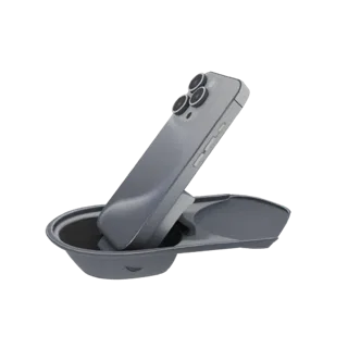 Modelo 3D de soporte para iPhone 15 Pro en portavasos de coche