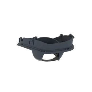 Una renderización 3D de un protector de hélice de dron futurista gris oscuro con detalles intrincados y angulares y una abert