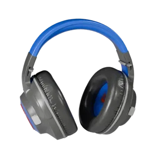 Retro Gaming Headset High Poly 3D model, close-up studio render, showing soft ear pads, wearable scale.