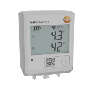 3D model of a white Testo Saveris 2 data logger with a digital display showing temperature readings.
