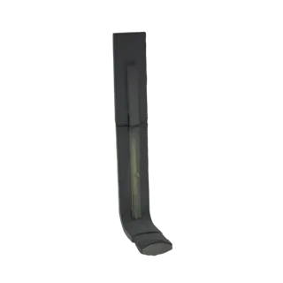 Modèle 3D d'une botte haute gris foncé avec une fermeture éclair visible sur le devant, présenté sur fond blanc.