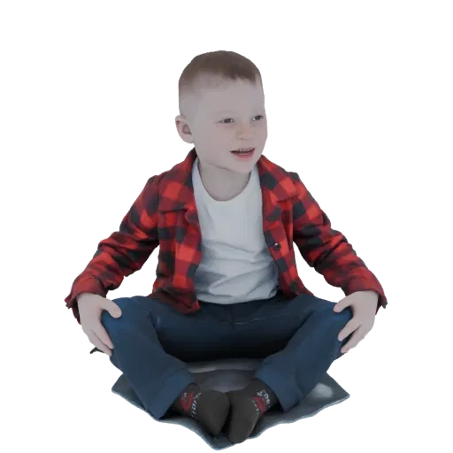 3D-Modell eines Jungen mit kurzen braunen Haaren, der ein rotes kariertes Hemd und eine blaue Jeans trägt, im Schneidersitz a