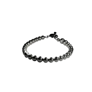 Pearl Chain Necklace game ready 3D model, three-quarter studio render, showing necklace silhouette and surface contrast.