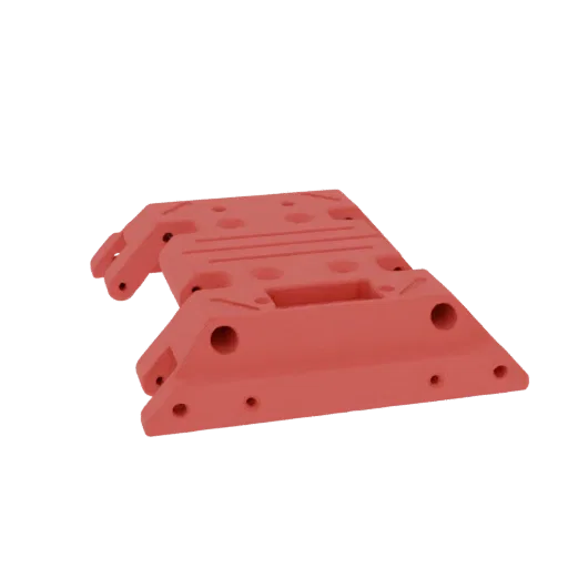 Modelo 3D de un soporte industrial rojo con múltiples agujeros para pernos, mostrado desde un ángulo lateral.