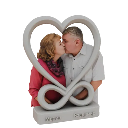 3D model of a couple kissing within a heart and infinity symbol, with names 'Мария' and 'Владимир' on the base.