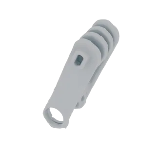 Una representación 3D de un adaptador de montura para cámara de acción gris claro, mostrando sus puntas de montaje y la inter