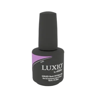 Modelo 3D de botella de esmalte en gel UV Luxio color lavanda con capuchón negro, con logo de la marca.