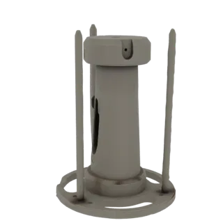3D-Modell eines grauen industriellen Rohrverbinders mit vier Stützstangen und rundem Sockel, präsentiert vor weißem Hintergru