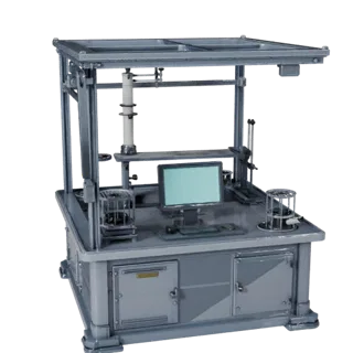 Modèle 3D de module de confinement prototype, vue trois-quarts avant, viewport Unreal Engine, montrant métal propre, détails