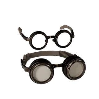 Round Goggles High Poly 3D model, close-up studio render, showing transparent lenses, face-worn scale.