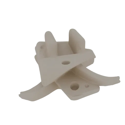Modello 3D clip staffa plastica bianca con parti ad incastro e fori di montaggio