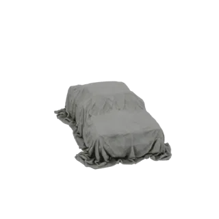 3D-Modell eines Autos, das vollständig mit einem drapierten grauen Tuch bedeckt ist, mit Falten und Schatten, die die Form de