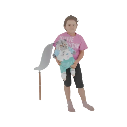 3D-Modell eines Kindes, das ein grau-weißes Katzenspielzeug hält, mit pinkem T-Shirt und schwarzen Shorts.