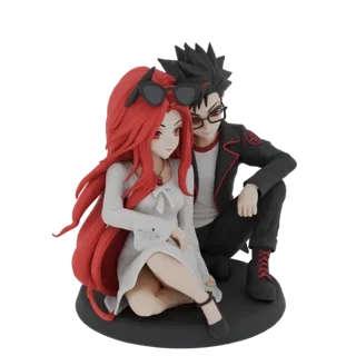 Modelo 3D de casal de anime com cabelo vermelho e preto, sentados juntos em uma base escura, vestindo trajes elegantes.
