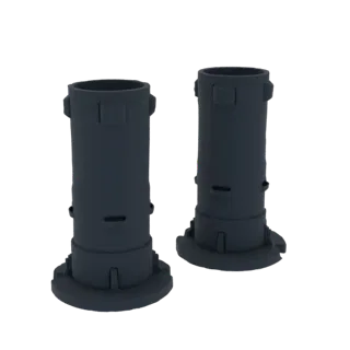 Un rendering 3D di due basi per torri gotiche grigio scuro, cilindriche, con dettagli architettonici e fondazioni circolari,
