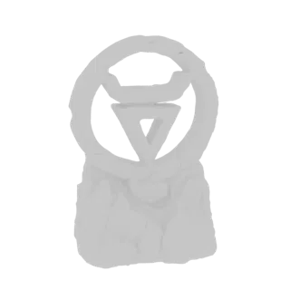 Modelo 3D de um monólito de pedra desgastado, cinza claro, com uma runa circular e um símbolo de triângulo interno, contra um
